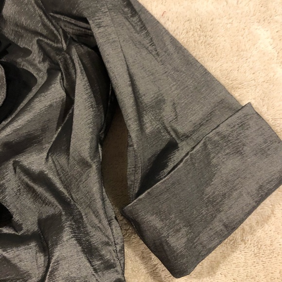 Fancy silver blouse - Picture 3 of 5